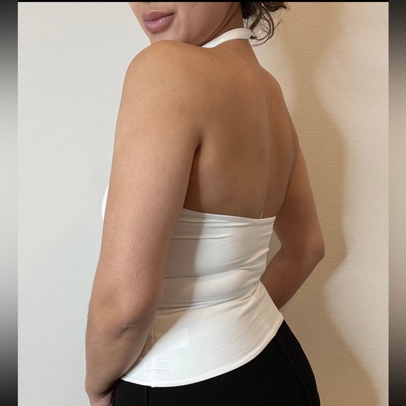 Halter top - Picture 2 of 2